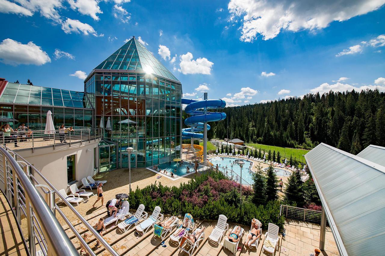 Hotel Bukovina บุโควินา ทัตซานสกา ภายนอก รูปภาพ